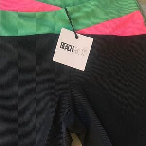 Beach Riot Women Colorblock shorts - Black, Green, Pink